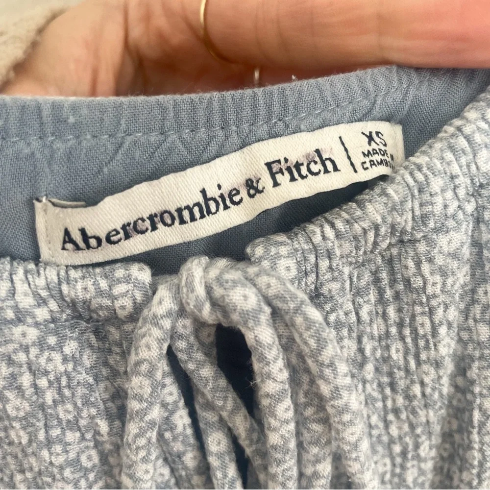 Abercrombie & Fitch Easy Waist Ditzy Floral Light Blue Midi/Maxi Dress